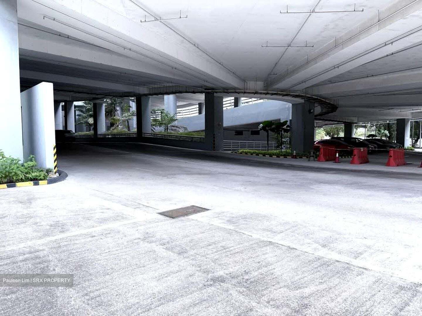 West Park Bizcentral (D22), Warehouse #573918681